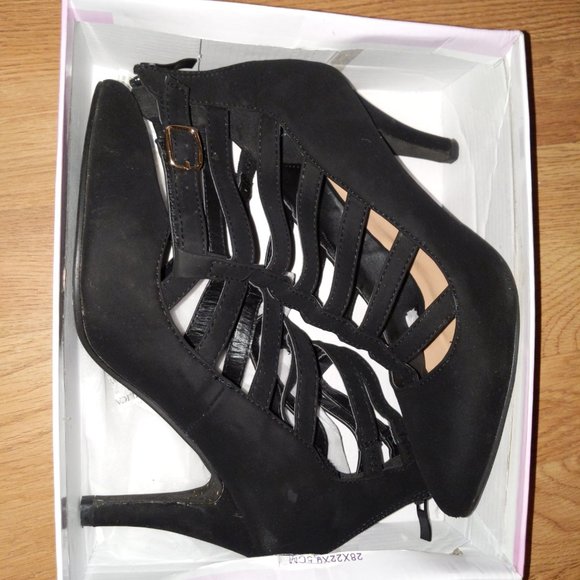 TOP Moda Black cage faux suede heels - Picture 7 of 11